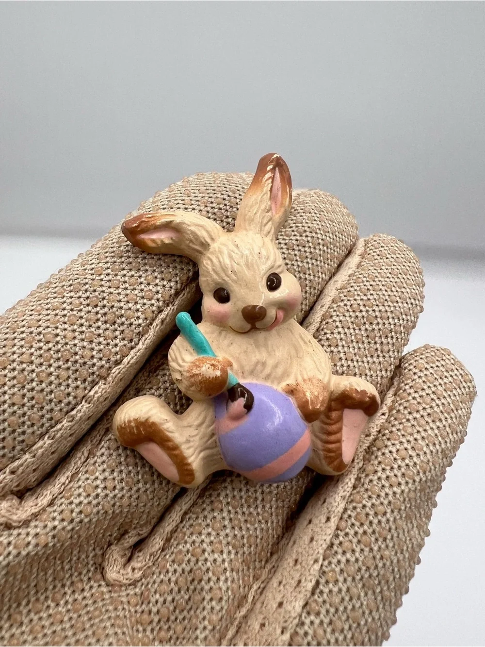 Vintage 1986 Hallmark Easter Bunny Painting Egg Brooch Pin